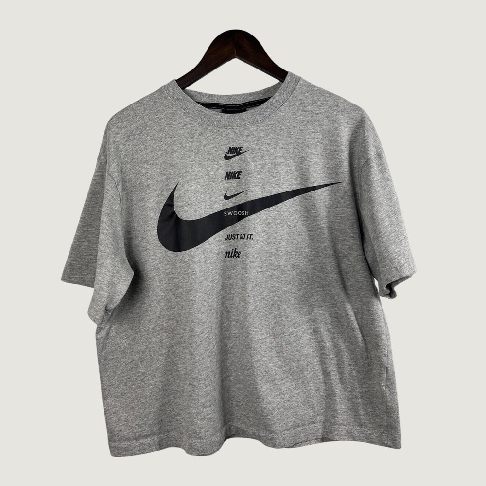 Nike T-Shirt Womens M Gray Stacked Swoosh Logo Short Sleeve Cotton Cropped Tee